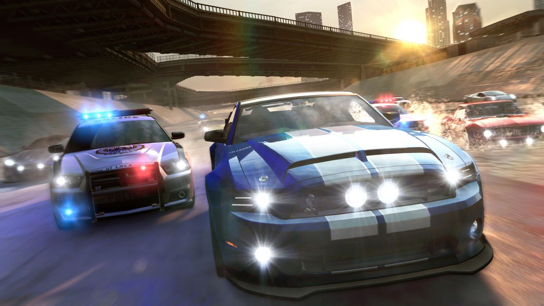 The Crew (Limited Edition inc. 4x cars, Show off Pack, Racer Pack, Surfer Pack) screenshot 2